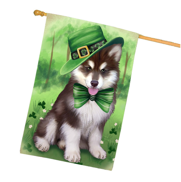 St. Patricks Day Irish Alaskan Malamute Dog House Flag Outdoor Decorative Double Sided Pet Portrait Weather Resistant Premium Quality Animal Printed Home Decorative Flags 100% Polyester FLG68616