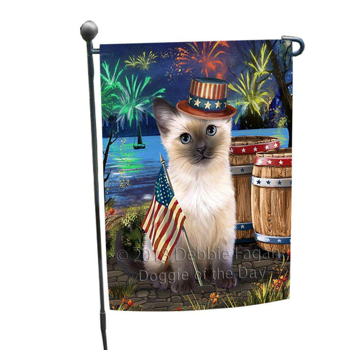 4th of July Independence Day Fireworks Siamese cat at the Lake Garden Flag GFLG51151