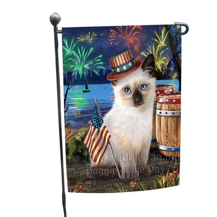 4th of July Independence Day Fireworks Siamese cat at the Lake Garden Flag GFLG51152
