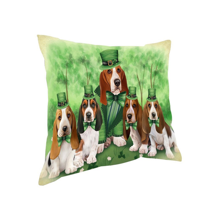 St. Patricks Day Irish Family Portrait Basset Hounds Dog Pillow PIL52592
