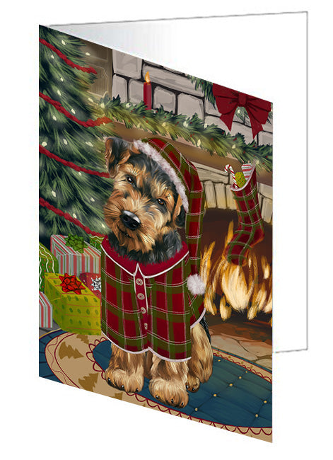 The Stocking was Hung Maltese Dog Handmade Artwork Assorted Pets Greeting Cards and Note Cards with Envelopes for All Occasions and Holiday Seasons GCD70604