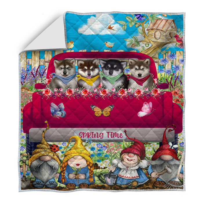Alaskan Malamute Quilt: Explore a Variety of Personalized Designs, Custom, Bedding Coverlet Quilted, Pet and Dog Lovers Gift
