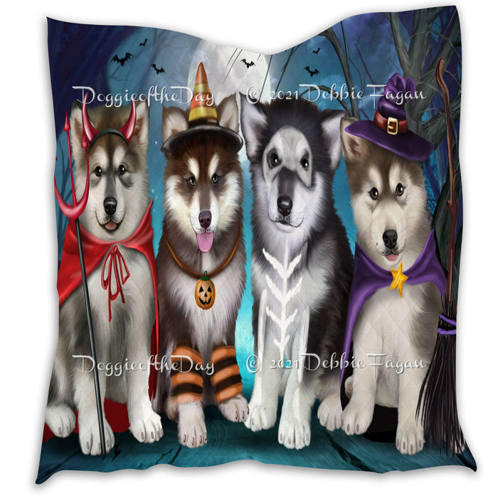 Happy Halloween Trick or Treat Alaskan Malamute Dogs Lightweight Soft Bedspread Coverlet Bedding Quilt QUILT60141