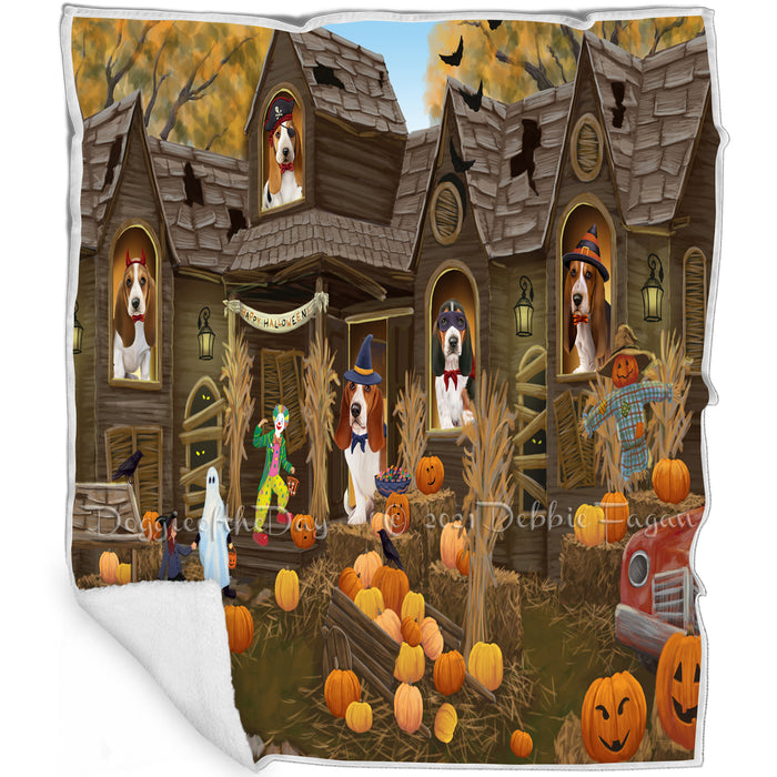 Haunted House Halloween Trick or Treat Basset Hounds Dog Blanket BLNKT92874