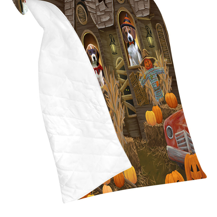 Haunted House Halloween Trick or Treat Beagle Dogs Quilt