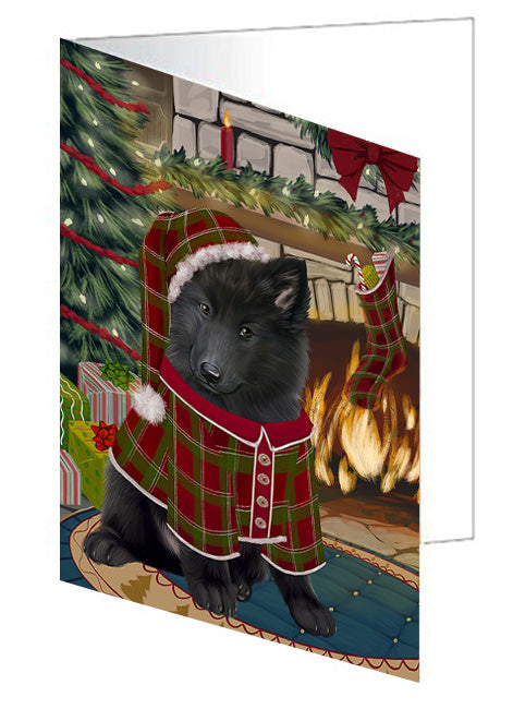 The Stocking was Hung Golden Retriever Dog Handmade Artwork Assorted Pets Greeting Cards and Note Cards with Envelopes for All Occasions and Holiday Seasons GCD70460