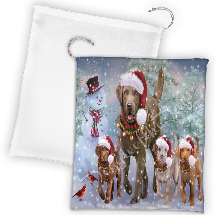 Christmas Running Fammily Chesapeake Bay Retriever Dogs Drawstring Laundry or Gift Bag LGB48215