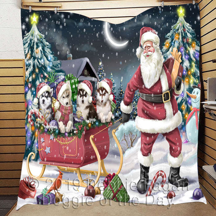 Santa Sled Dogs Christmas Happy Holidays Siberian Husky Quilt