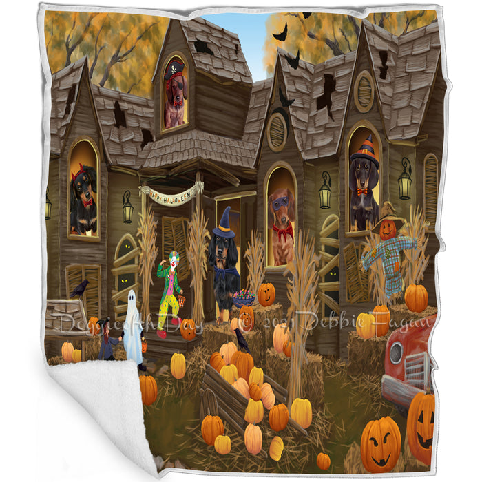 Haunted House Halloween Trick or Treat Dachshunds Dog Blanket BLNKT93108