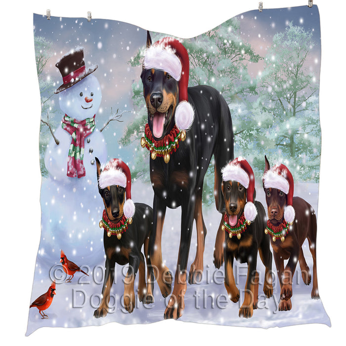 Christmas Running Fammily Doberman Pinscher Dogs Quilt