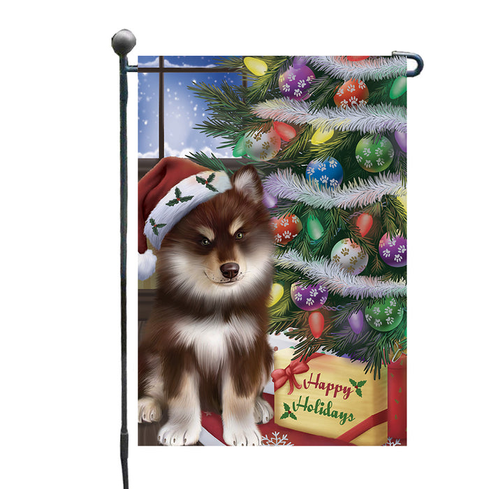 Christmas Tree and Presents Finnish Lapphund Dog Garden Flags Outdoor Decor for Homes and Gardens Double Sided Garden Yard Spring Decorative Vertical Home Flags Garden Porch Lawn Flag for Decorations GFLG68013