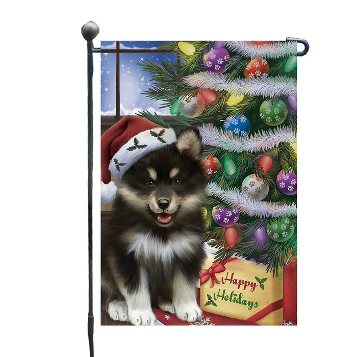 Christmas Tree and Presents Finnish Lapphund Dog Garden Flags Outdoor Decor for Homes and Gardens Double Sided Garden Yard Spring Decorative Vertical Home Flags Garden Porch Lawn Flag for Decorations GFLG68014