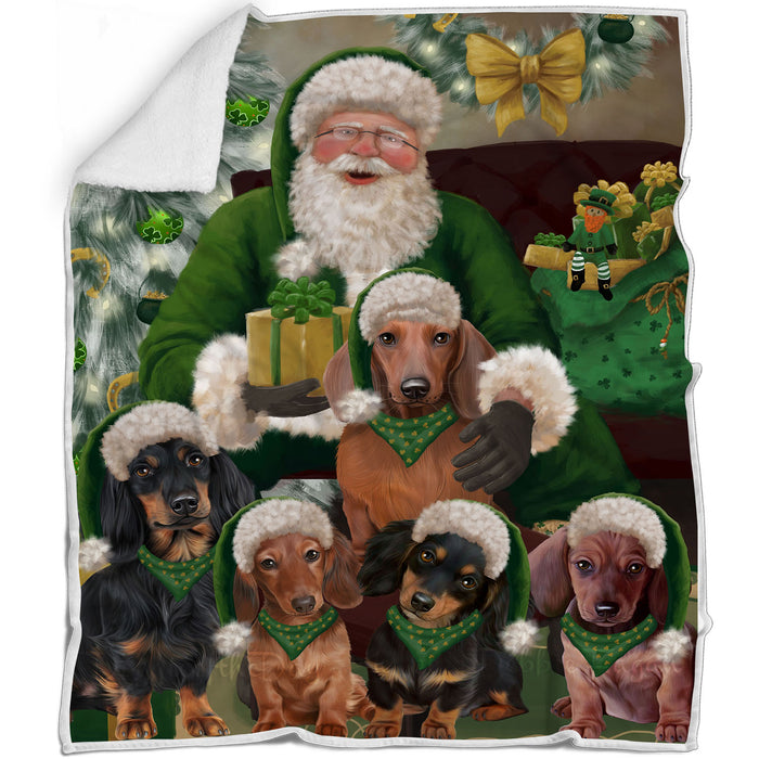 Irish Santa Dachshund Dogs Blanket - Lightweight Soft Cozy and Durable Bed Blanket - Animal Theme Fuzzy Blanket for Sofa Couch