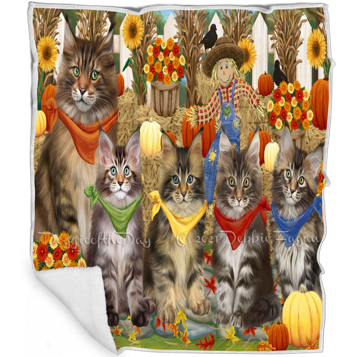 Fall Festive Gathering Maine Coon Cats with Pumpkins Blanket BLNKT142415