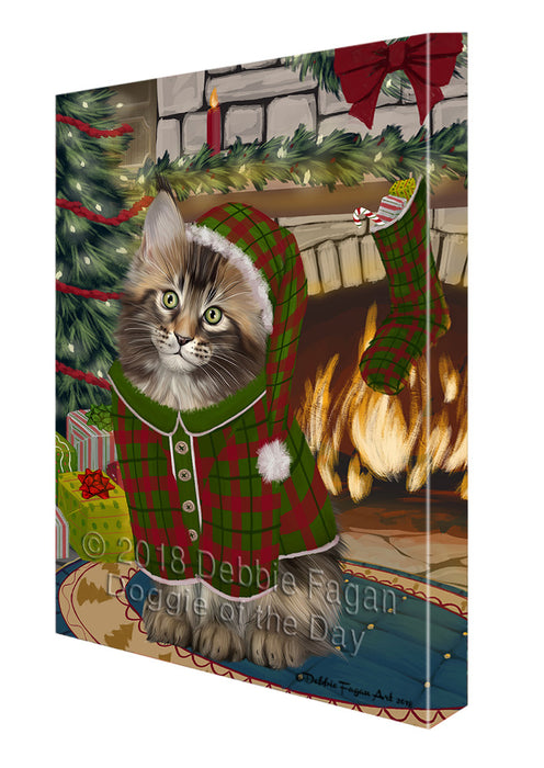 The Stocking was Hung Maine Coon Cat Canvas Print Wall Art Décor CVS118142