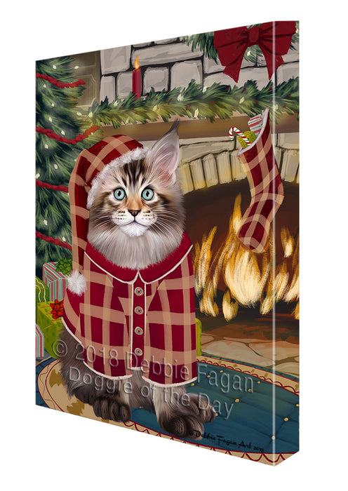 The Stocking was Hung Maine Coon Cat Canvas Print Wall Art Décor CVS118151