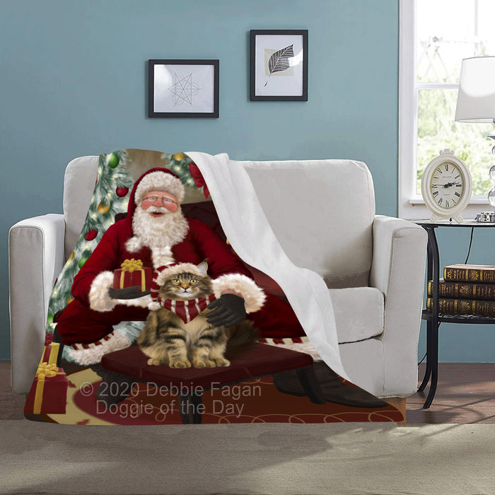 Santa's Christmas Surprise Maine Coon Cat Blanket BLNKT142283