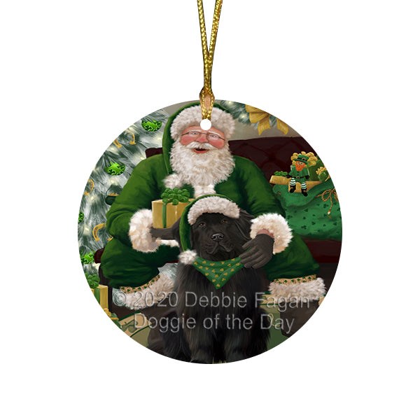 Christmas Irish Santa with Gift and Maine Coon Cat Round Flat Christmas Ornament RFPOR57941