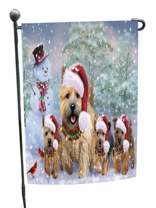 Christmas Running Family Norwich Terrier Dogs Garden Flags Outdoor Decor for Homes and Gardens Double Sided Garden Yard Spring Decorative Vertical Home Flags Garden Porch Lawn Flag for Decorations