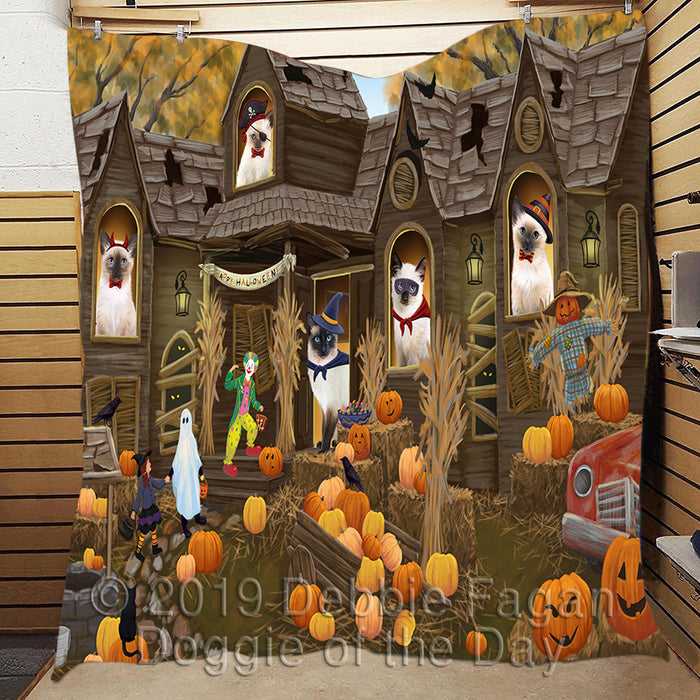Haunted House Halloween Trick or Treat Siamese Cats Quilt