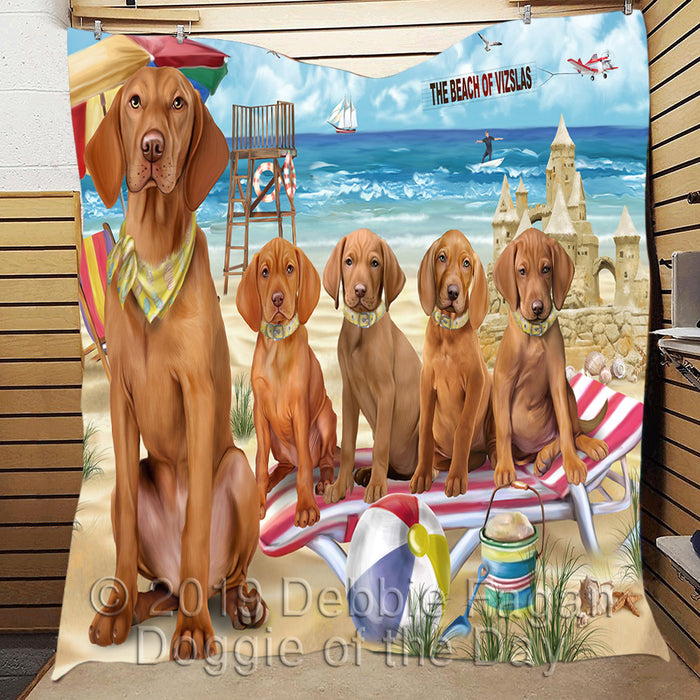 Pet Friendly Beach Vizsla Dogs Quilt
