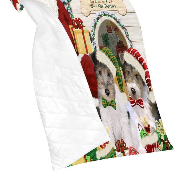 Happy Holidays Christmas Wire Fox Terrier Dogs House Gathering Quilt