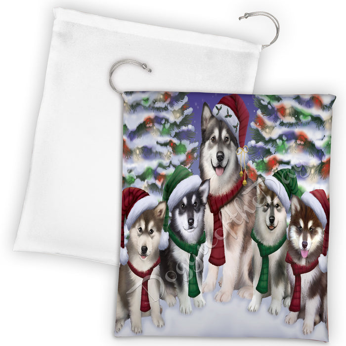 Alaskan Malamute Dogs Christmas Family Portrait in Holiday Scenic Background Drawstring Laundry or Gift Bag LGB48102