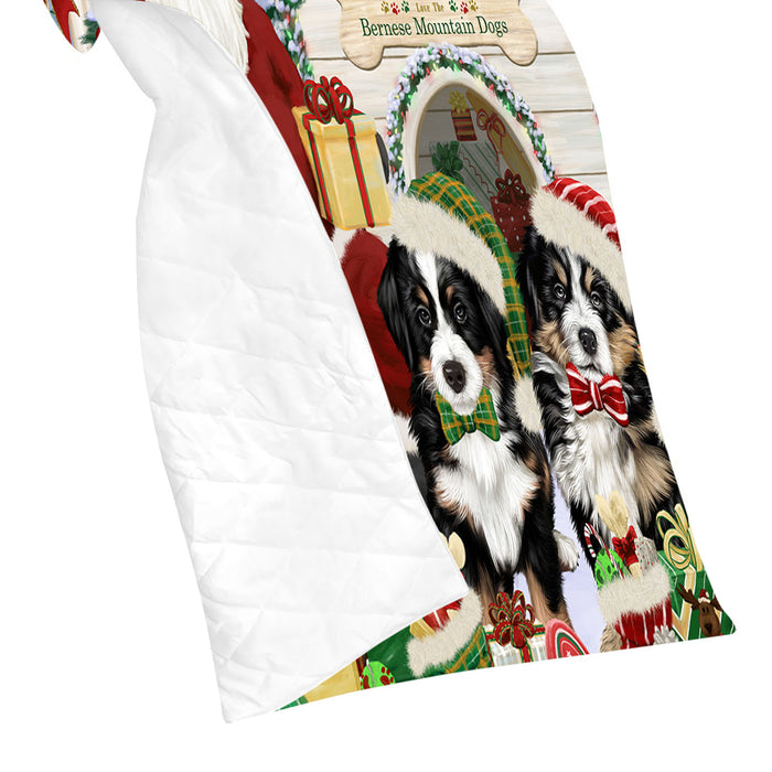 Happy Holidays Christmas Bernese Mountain Dogs House Gathering Quilt
