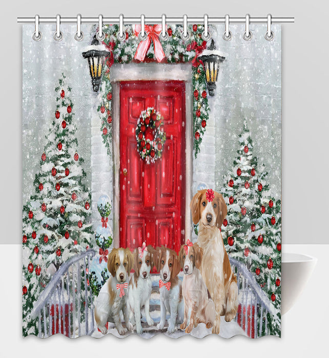 Christmas Holiday Welcome Brittany Spaniel Dogs Shower Curtain Pet Painting Bathtub Curtain Waterproof Polyester One-Side Printing Decor Bath Tub Curtain for Bathroom with Hooks