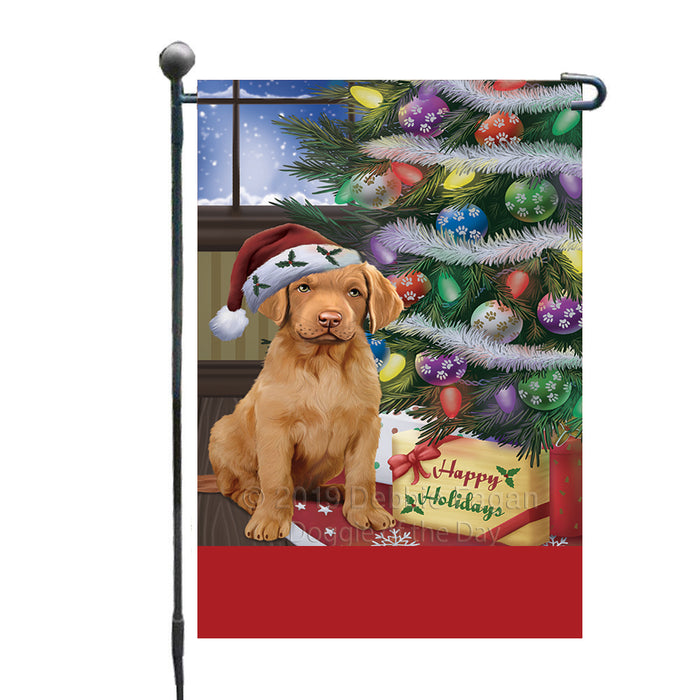 Personalized Christmas Happy Holidays Chesapeake Bay Retriever Dog with Tree and Presents Custom Garden Flags GFLG-DOTD-A58613