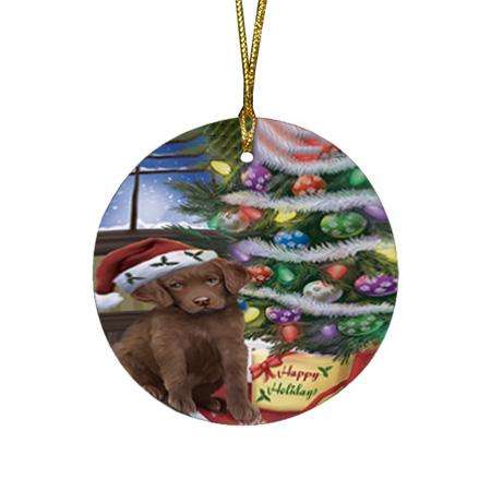 Christmas Happy Holidays Chesapeake Bay Retriever Dog with Tree and Presents Round Flat Christmas Ornament RFPOR53809