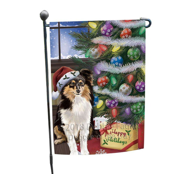 Christmas Happy Holidays Shetland Sheepdog with Tree and Presents Garden Flag GFLG53921