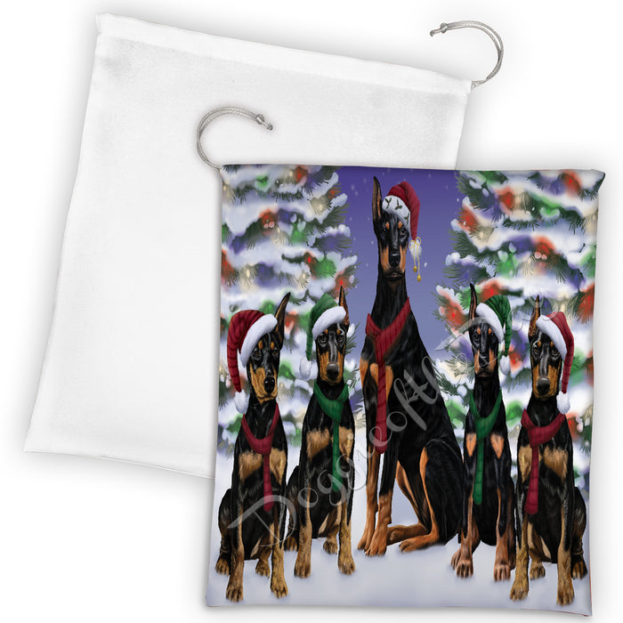 Doberman Dogs Christmas Family Portrait in Holiday Scenic Background Drawstring Laundry or Gift Bag LGB48140