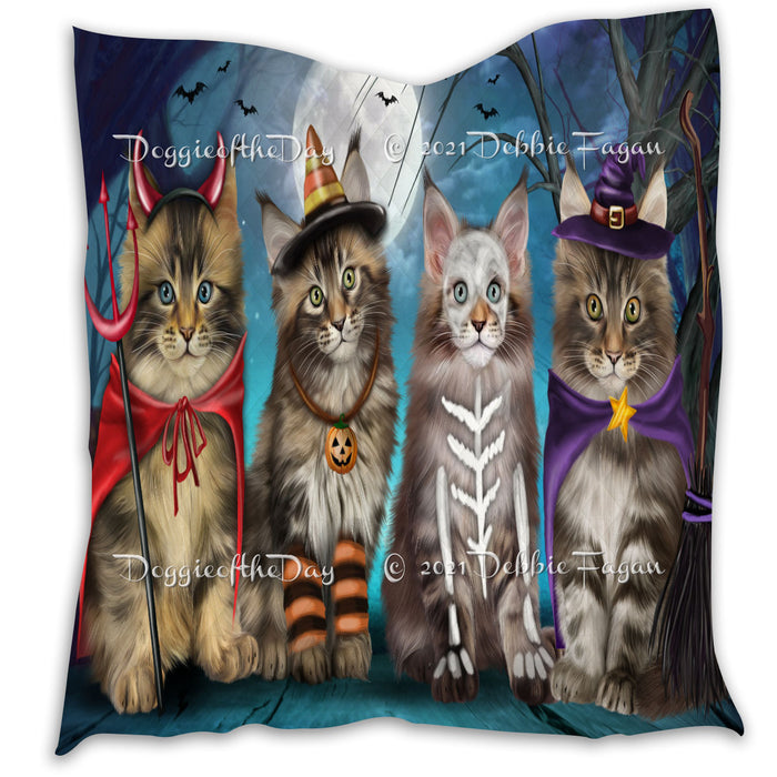 Happy Halloween Trick or Treat Maine Coon Cats Lightweight Soft Bedspread Coverlet Bedding Quilt QUILT60431