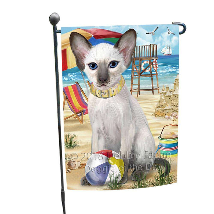 Pet Friendly Beach Blue Point Siamese Cat Garden Flag GFLG54225