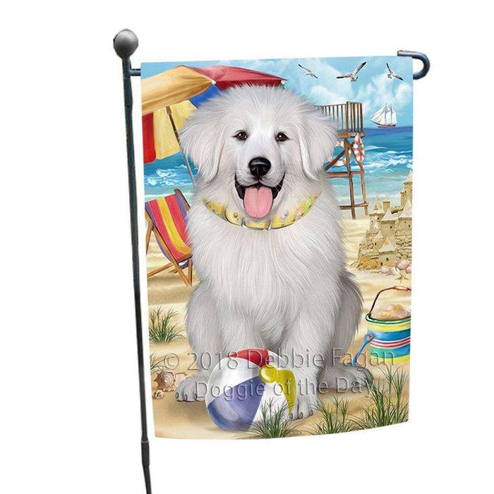 Pet Friendly Beach Great Pyrenees Dog Garden Flag GFLG49872