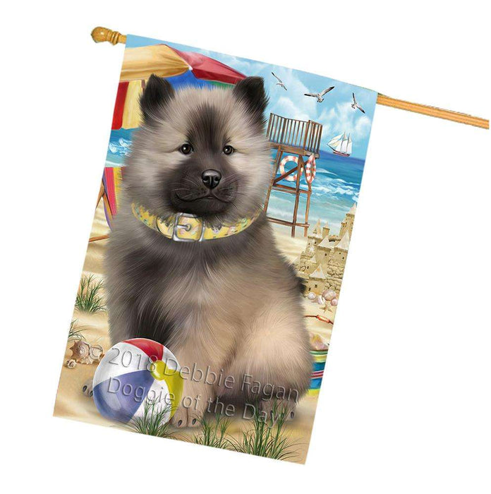 Pet Friendly Beach Keeshond Dog House Flag FLG51717