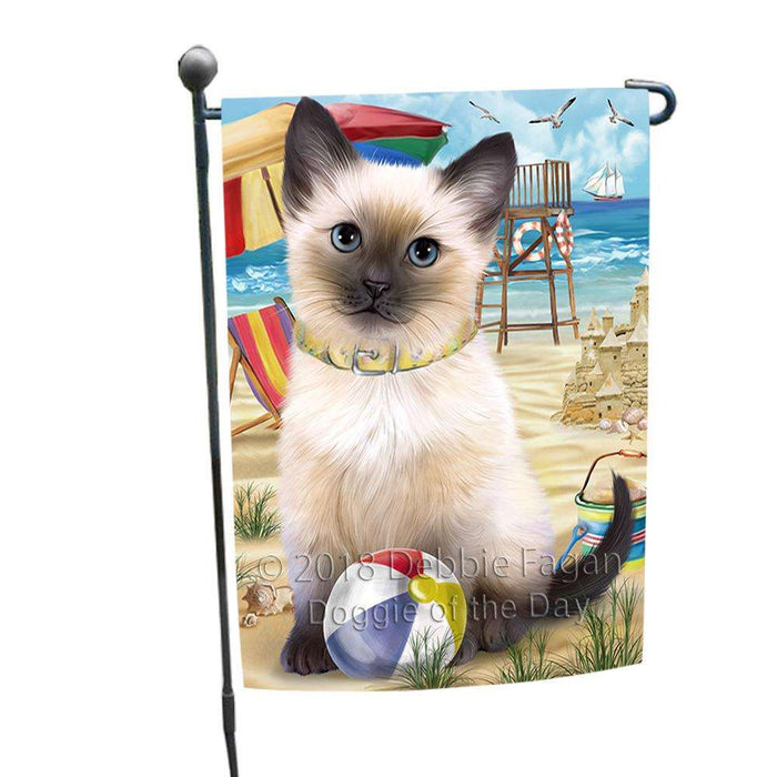 Pet Friendly Beach Siamese Cat Garden Flag GFLG51596