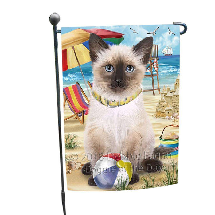 Pet Friendly Beach Siamese Cat Garden Flag GFLG51598
