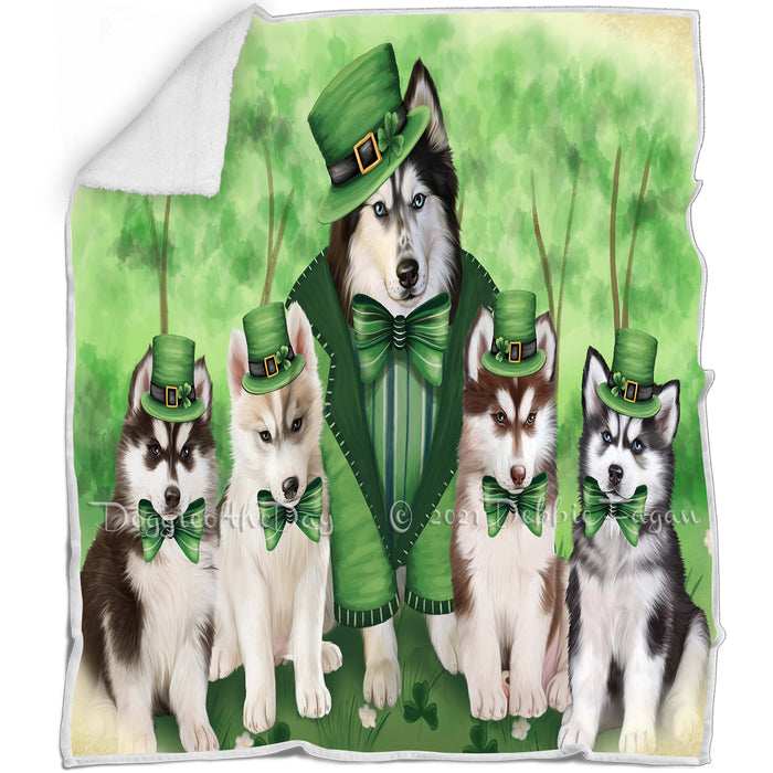 St. Patricks Day Irish Family Portrait Siberian Huskies Dog Blanket BLNKT59160