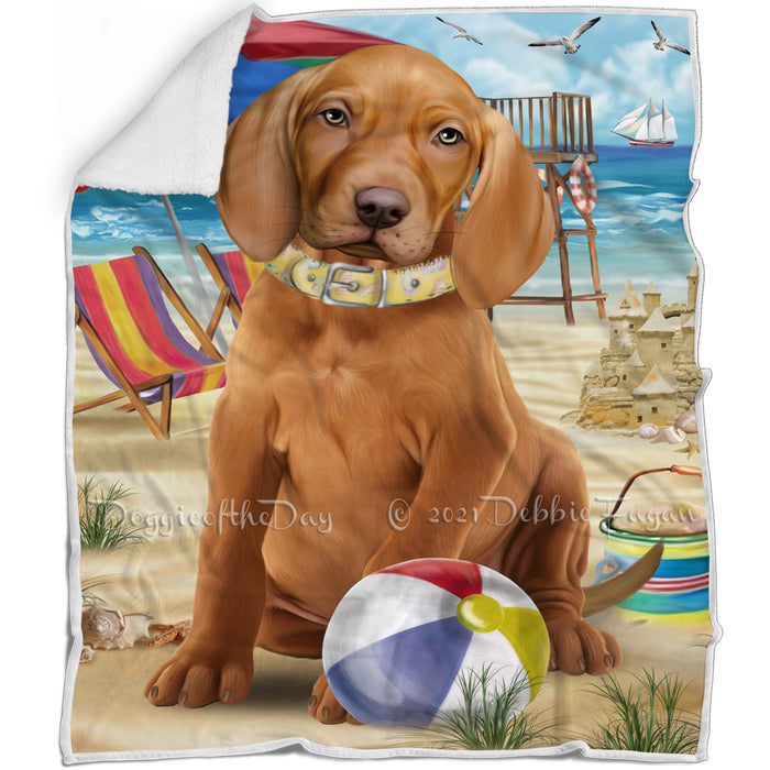 Pet Friendly Beach Vizsla Dog Blanket BLNKT66603